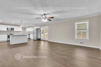 221 Cherrywood Dr in Woodstock, GA - Foto de edificio - Building Photo