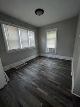 1308 E 4th St in Sioux Falls, SD - Building Photo - Building Photo