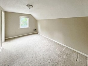 300 West St in Berea, OH - Building Photo - Building Photo