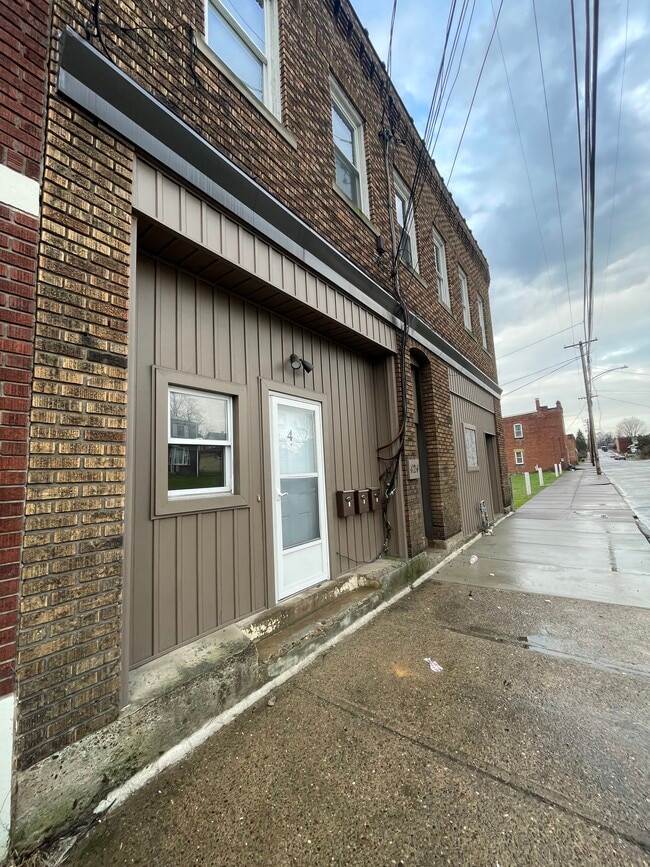 424 Park Ave, Unit 4