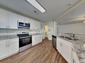 5114 Wetlands Dr in Raleigh, NC - Foto de edificio - Building Photo