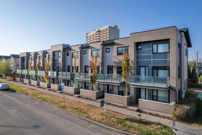 28 Mcdougall Rd NE in Calgary, AB - Building Photo - Building Photo
