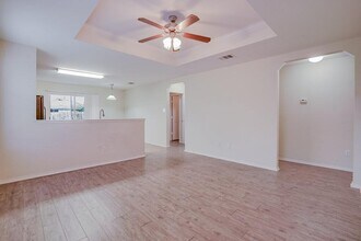 476 Moonwalker Trail in Buda, TX - Building Photo - Building Photo