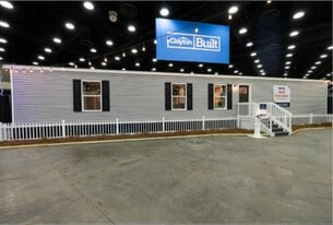 2301 S Illinois Ave in Carbondale, IL - Building Photo