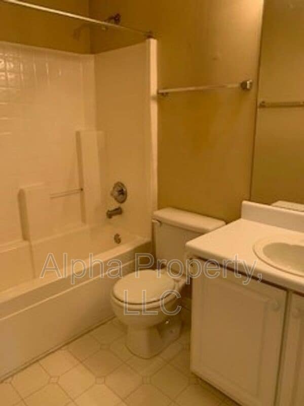 119 Waterford Park Dr in Greer, SC - Building Photo - Building Photo