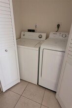 1918 Palmland Dr in Boynton Beach, FL - Building Photo - Building Photo
