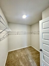 4016 Pioneer Ln. in Callaway, FL - Foto de edificio - Building Photo