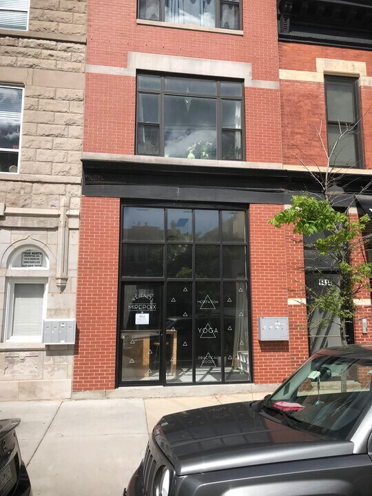 1414 North Ashland Avenue, Unit Unit 1S- Wax Studio in Chicago, IL - Building Photo