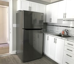 144 King St W in Cobourg, ON - Building Photo