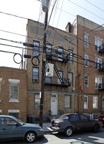209 64th St in West New York, NJ - Building Photo