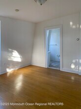 1039 Norwood Ave-Unit -5 in Long Branch, NJ - Building Photo - Building Photo