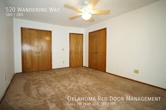520 Wandering Way in Oklahoma City, OK - Foto de edificio - Building Photo