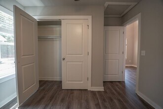 724 N Honey Locust Bnd in Fayetteville, AR - Building Photo - Building Photo