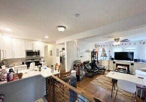 800 Parker St, Unit 1 in Boston, MA - Building Photo