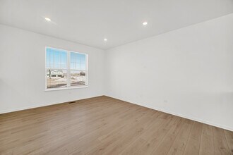 25718 W Yorkshire Dr in Plainfield, IL - Building Photo - Building Photo