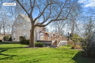 170 Division St in Sag Harbor, NY - Building Photo - Building Photo