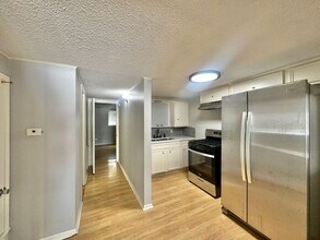 201 W Phillips St in Tyler, TX - Foto de edificio - Building Photo