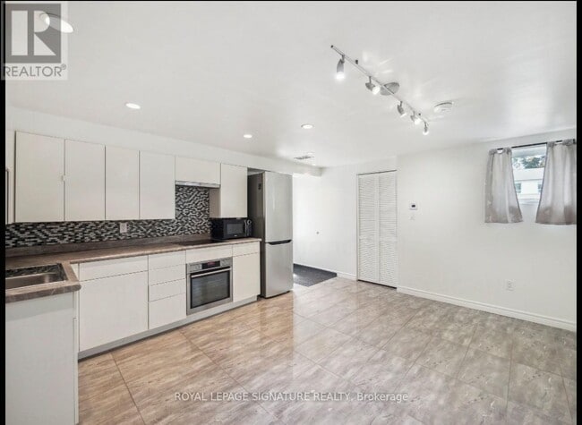 property at 139 Driscoll Rd