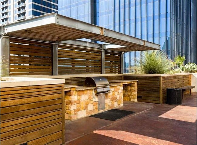 420 W 3rd St in Austin, TX - Building Photo - Building Photo