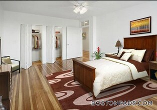 512 Cambridge St, Unit 3 in Boston, MA - Building Photo - Building Photo