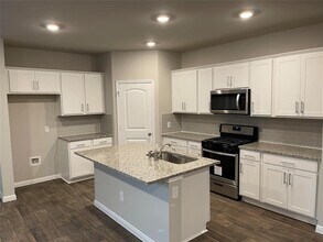 618 Golden Grove Pkwy in San Marcos, TX - Building Photo - Building Photo