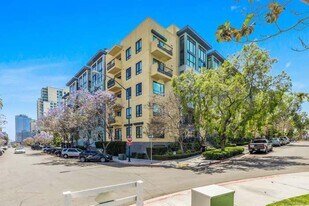 889 Date St, Unit 439 in San Diego, CA - Building Photo