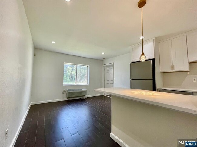 9 Vreeland Ave in Hackensack, NJ - Building Photo - Building Photo
