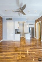 E 11th St, Unit GCD in New York, NY - Building Photo - Building Photo