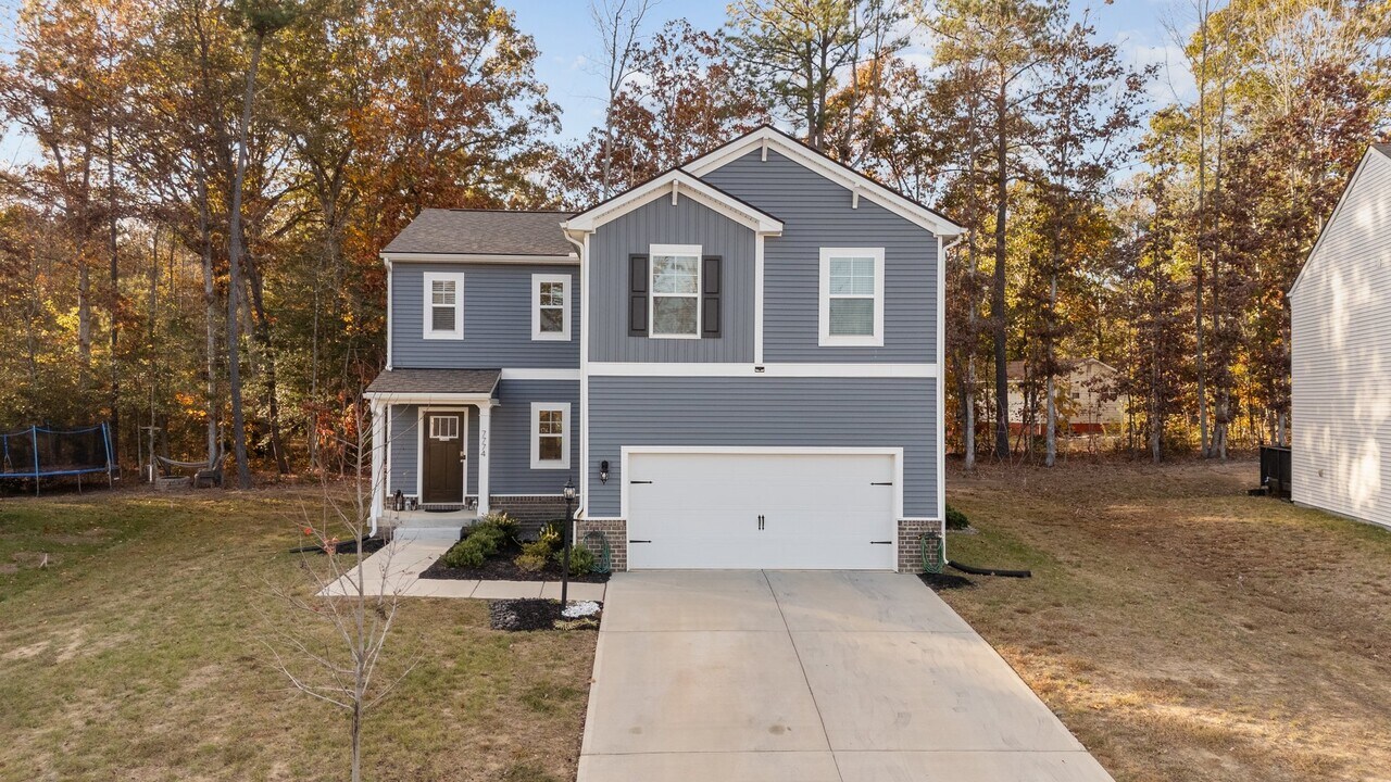 7774 Lovegrass Ter in New Kent, VA - Building Photo