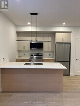 184 Woodroffe Ave in Ottawa, ON - Building Photo - Building Photo