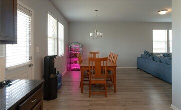 160 Shearwater Ln in Leander, TX - Building Photo - Building Photo