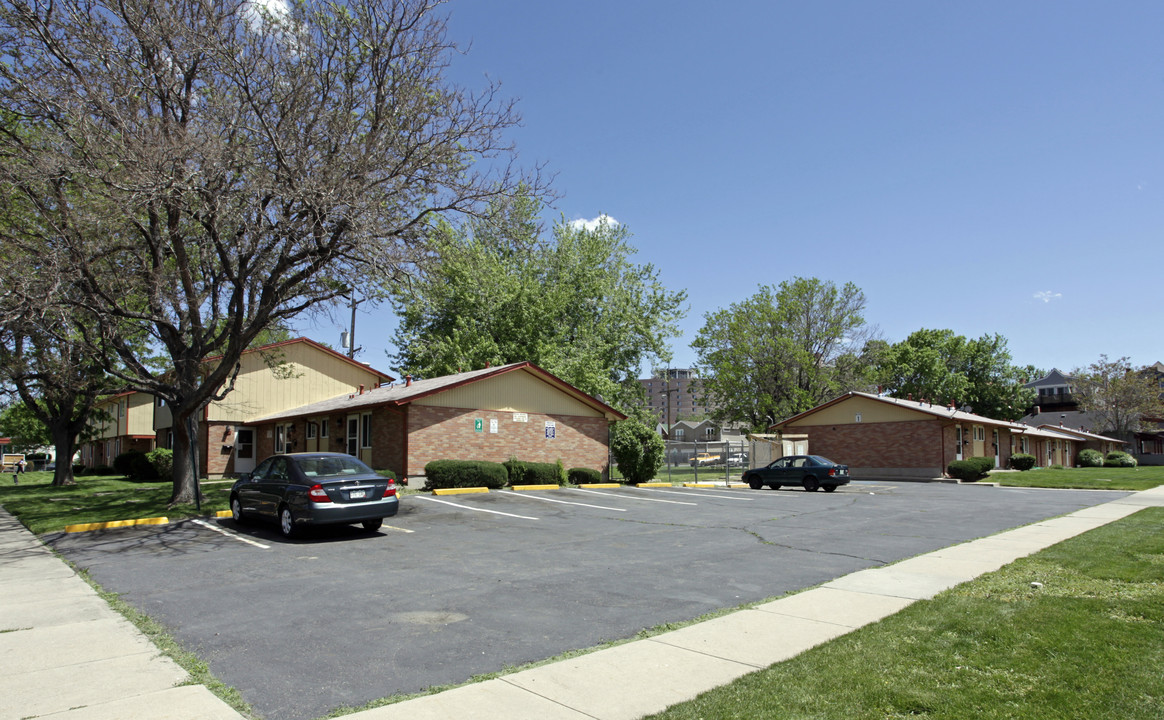 Coleman Manor in Denver, CO - Foto de edificio