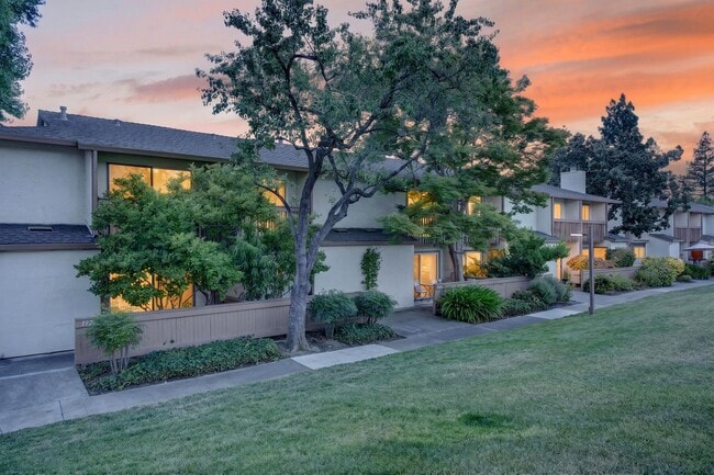 property at 1935 Olmo Way