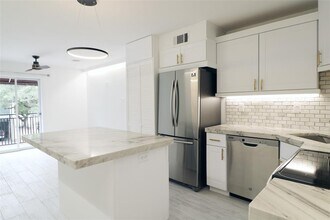 412 Pacific St-Unit -C in Houston, TX - Building Photo - Building Photo
