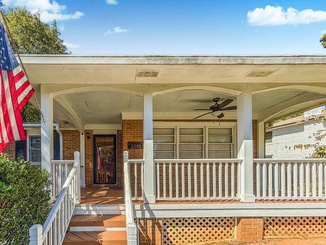 property at 2395 Powers Ferry Dr SE