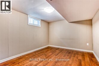 397 Grantham Ave in St Catharines, ON - Building Photo - Building Photo