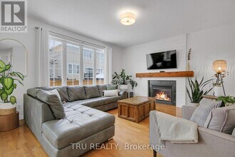 320 Eckerson Ave in Ottawa, ON - Building Photo - Building Photo