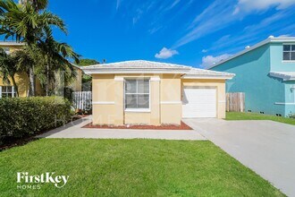 6429 French Angel Terrace in Margate, FL - Foto de edificio - Building Photo
