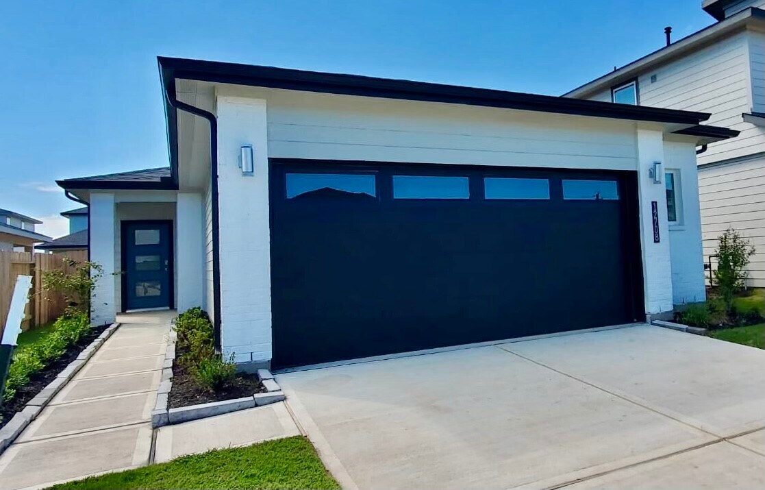 12708 Ermine St in Houston, TX - Building Photo