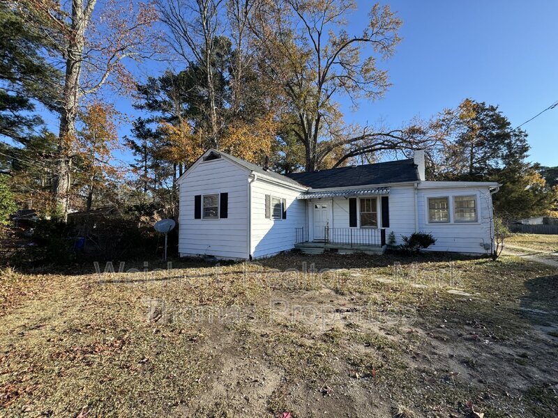 1912 Hillandale Rd in Durham, NC - Foto de edificio