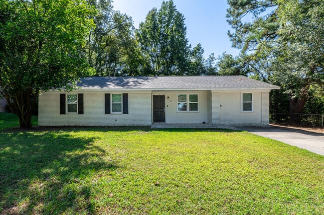 property at 3630 Columbine Dr