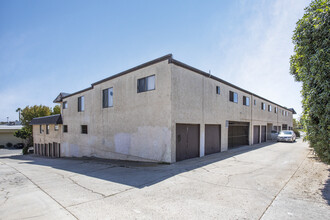 634 8th St in Imperial Beach, CA - Building Photo - Building Photo