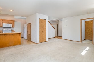 15524 Chestnut Dr SE in Monroe, WA - Building Photo - Building Photo