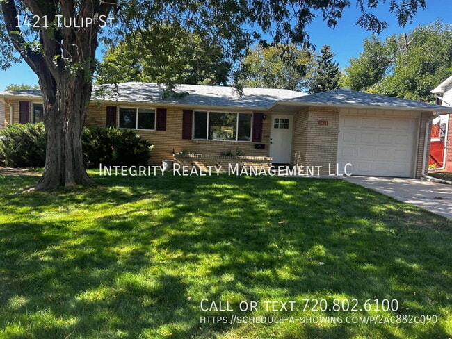 1421 Tulip St