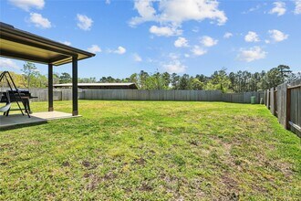 30208 Arnold Br Dr in Magnolia, TX - Foto de edificio - Building Photo