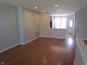 13888 Willesden Cir in Fishers, IN - Building Photo - Building Photo
