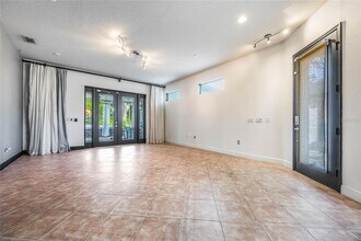 349 La Creek Ct in Debary, FL - Building Photo - Building Photo