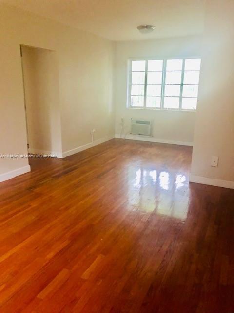 1008 E Ponce De Leon Blvd-Unit -3 in Coral Gables, FL - Building Photo - Building Photo