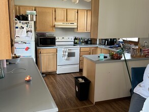 2517 S Lake Ave in Sioux Falls, SD - Building Photo - Building Photo