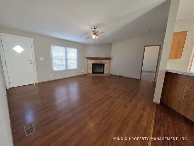 304 SE 4th St in Andrews, TX - Building Photo - Building Photo